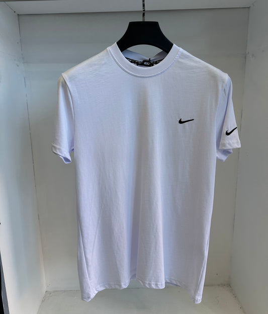Nike T-Shirt White