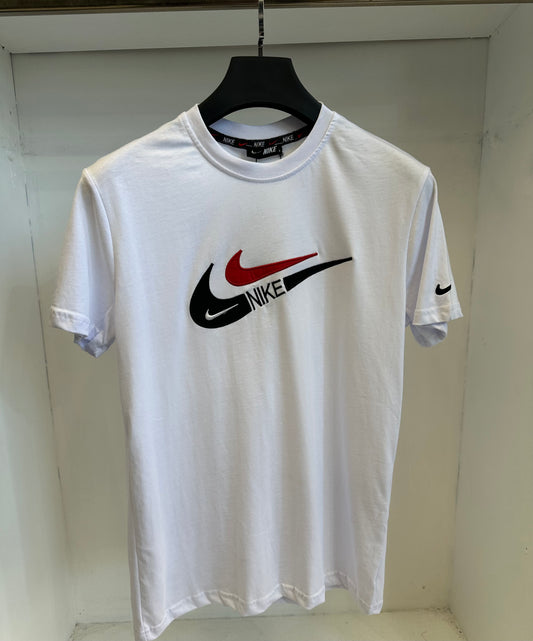 NIKE SWOOSH T-SHIRT WHITE