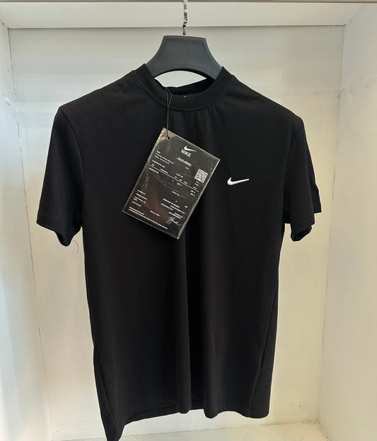 Nike T-shirt Black