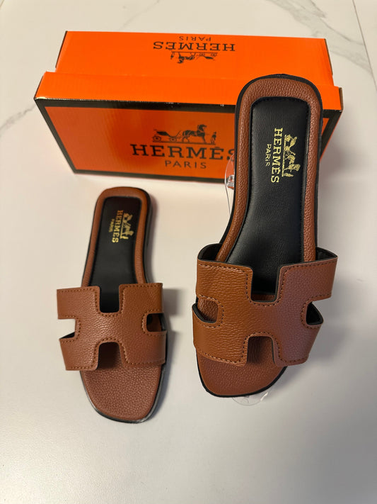 Hermes Παντόφλες Καφέ